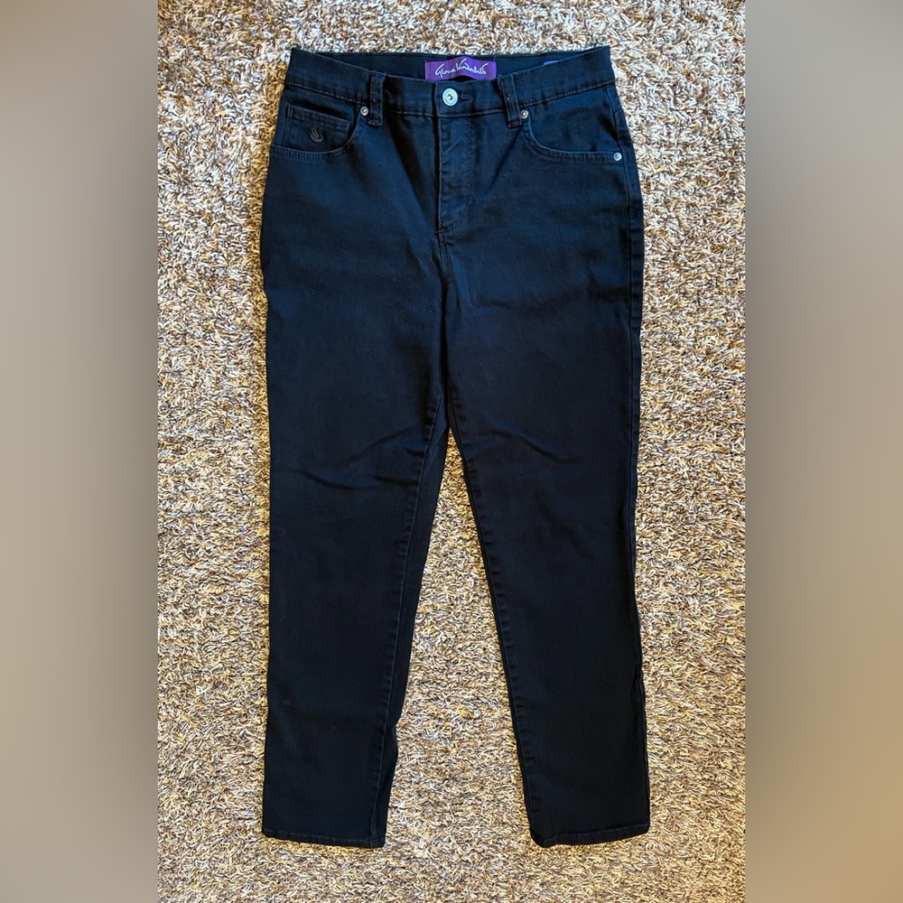 Gloria Vanderbilt Black Amanda Jean Pants | Size 4